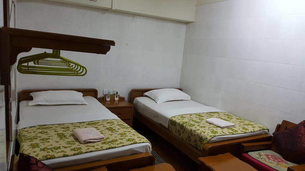 Chan Myae Guesthouse Rangoon Buitenkant foto